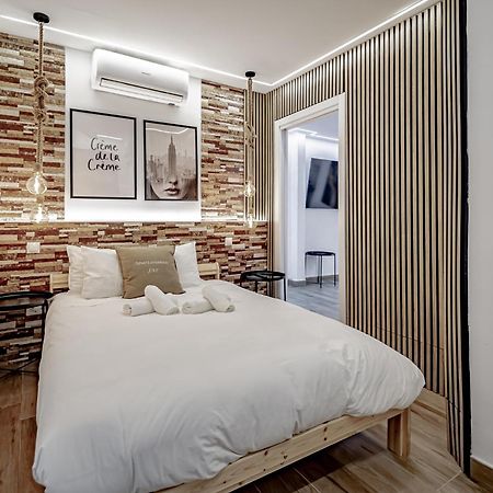 Apartamentos Estrecho Madrid Bilik gambar