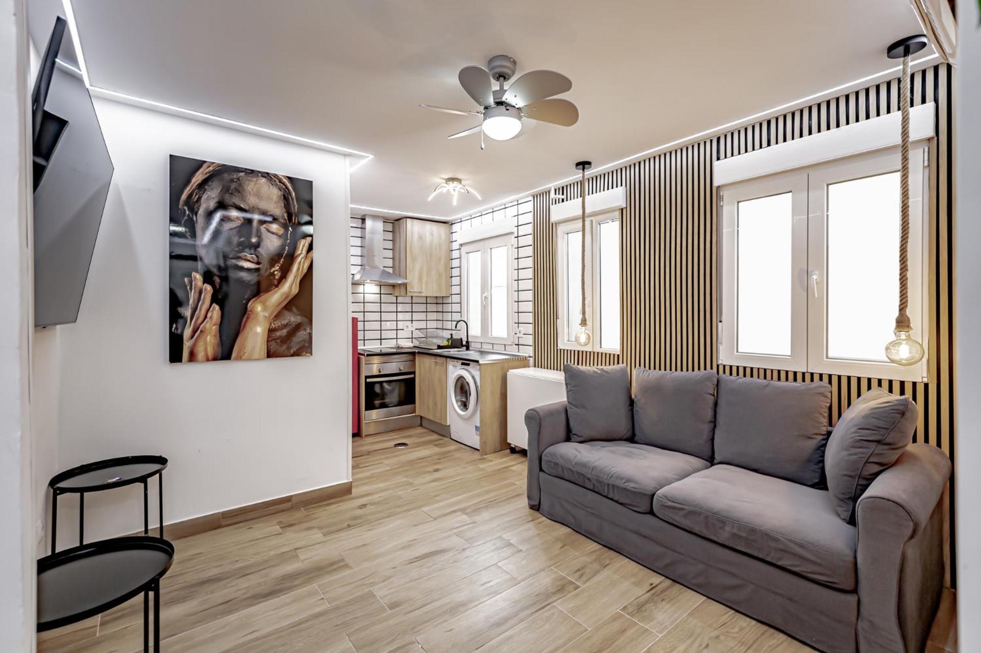 Apartamentos Estrecho Madrid Bilik gambar