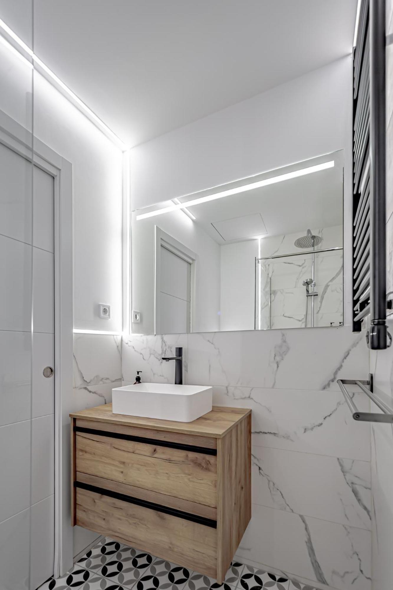 Apartamentos Estrecho Madrid Bilik gambar