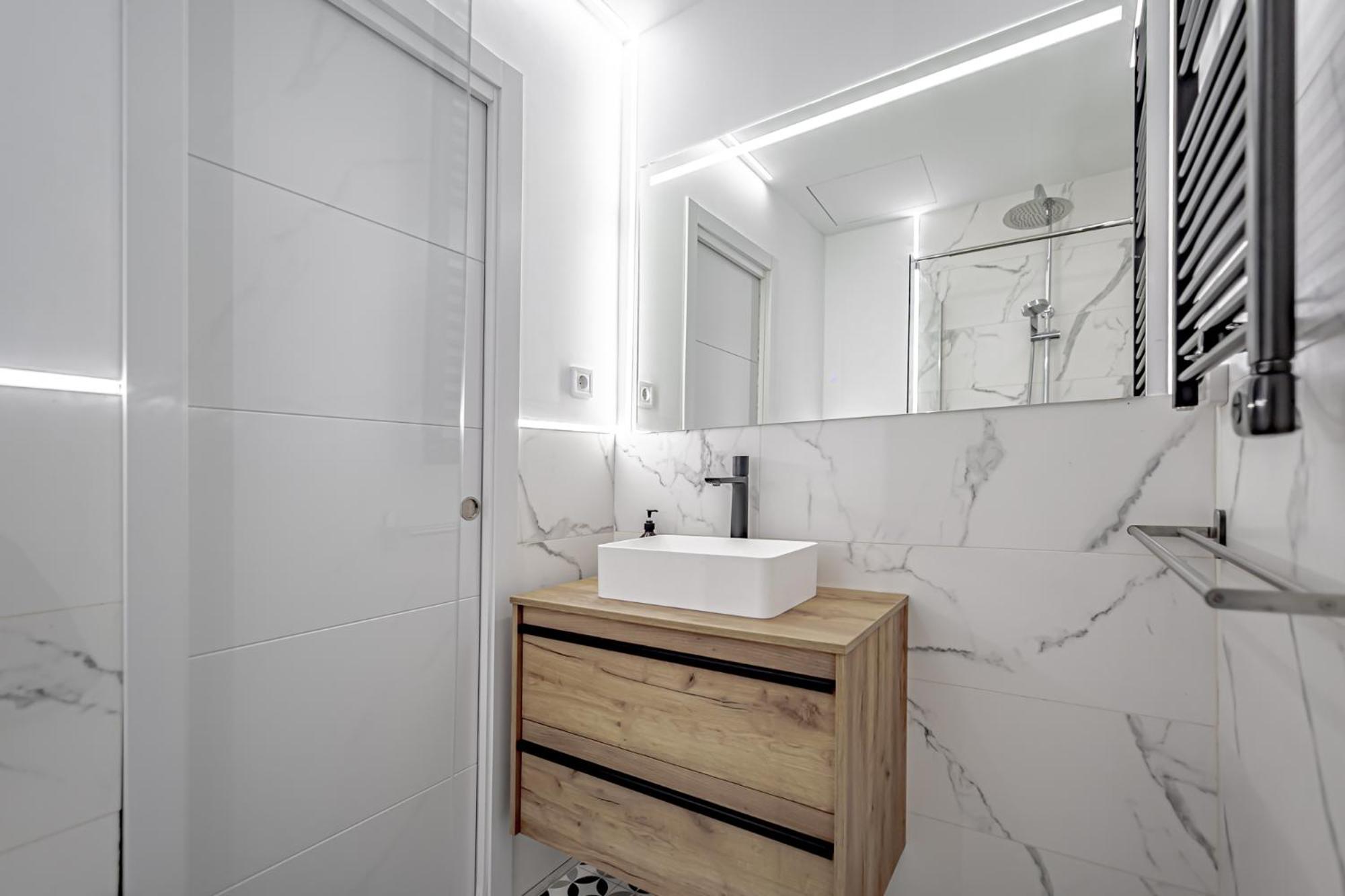 Apartamentos Estrecho Madrid Bilik gambar