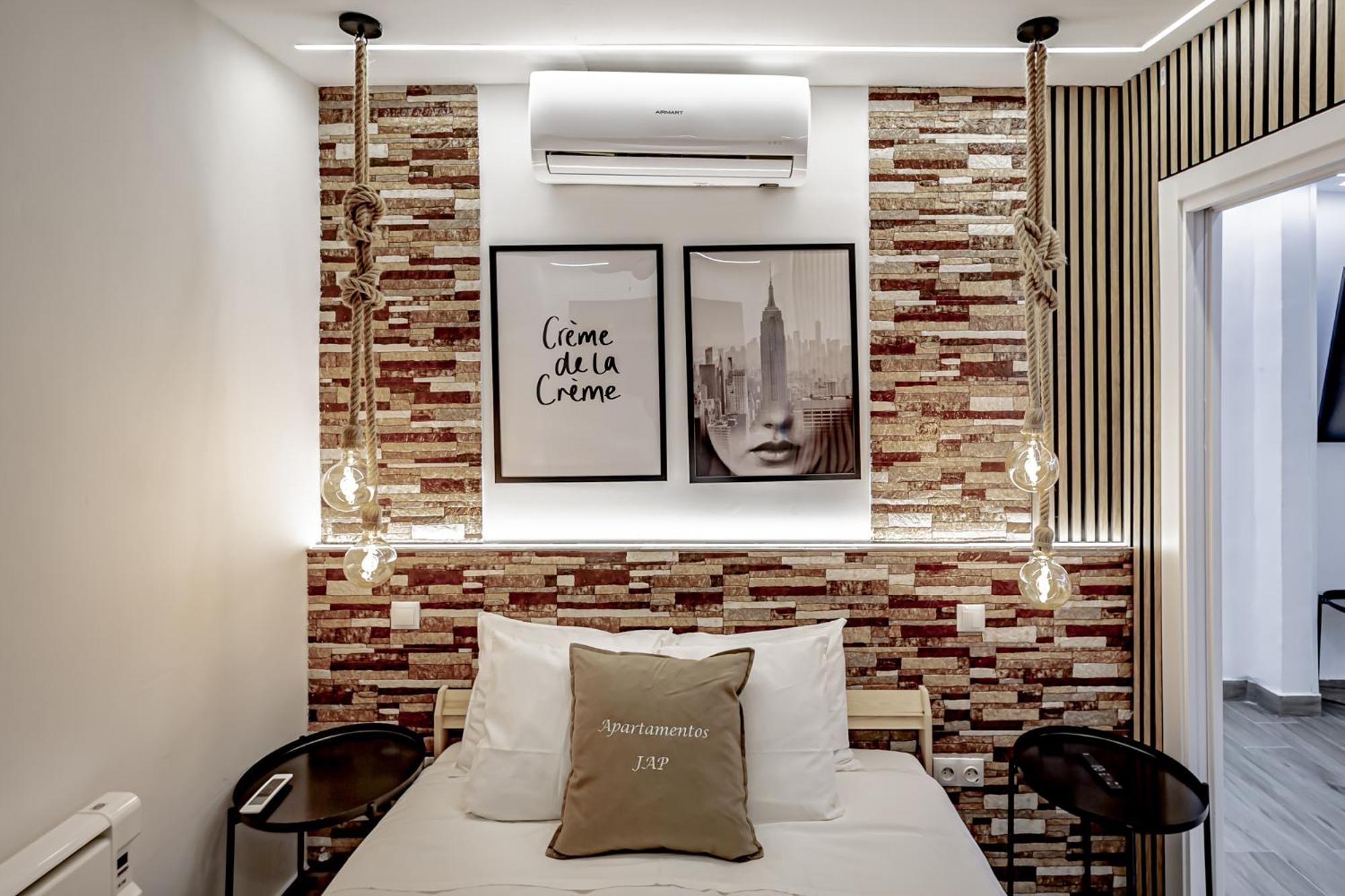 Apartamentos Estrecho Madrid Bilik gambar